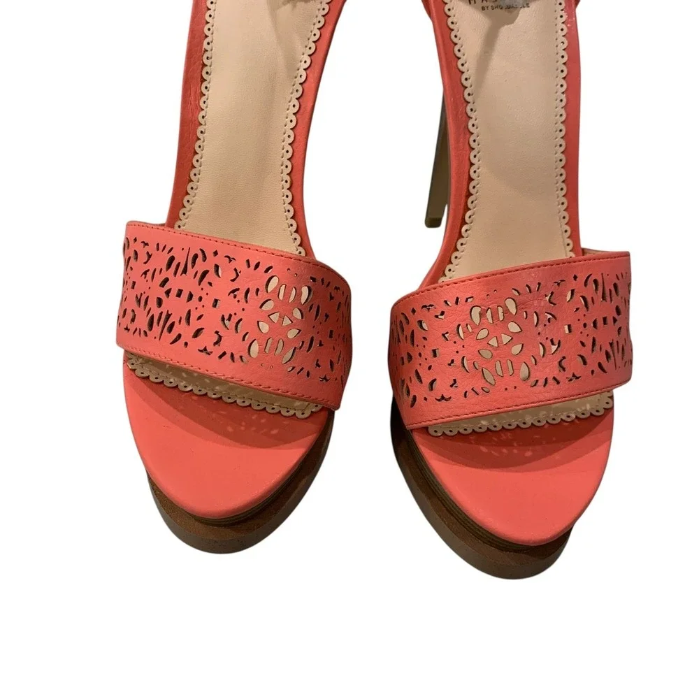 Madison by‎ Shoedazzle Gloria Coral Stiletto Heels Sandals Size 8 Ankle Strap